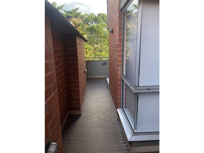 Apartamento de 3 alcobas en venta en Loma Del Indio, Medellín, 123 m² · foto 21 de 23