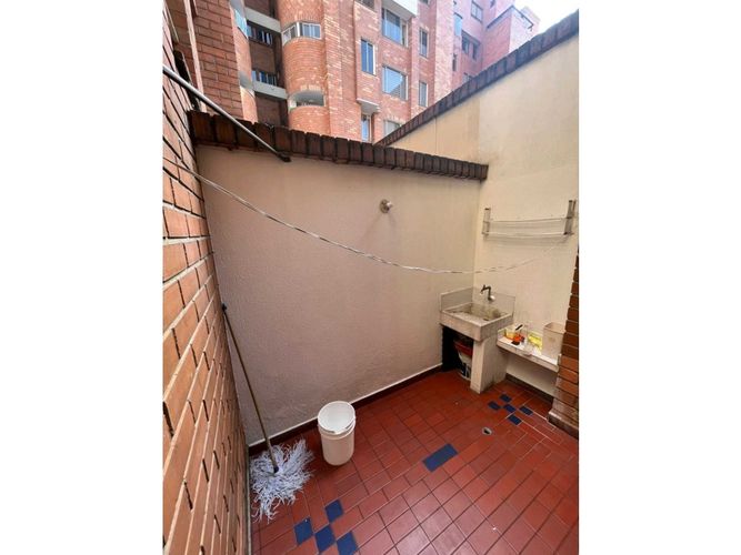 Apartamento de 4 alcobas en venta en Laureles, Medellín, 157 m² · foto 13 de 24