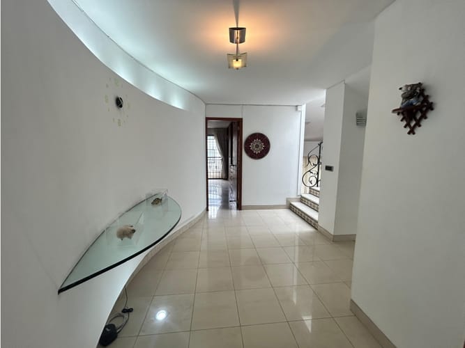 Casa de 6 alcobas en venta en El Ingenio, Cali, 523 m² · foto 5 de 24