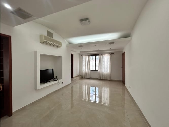 Casa de 6 alcobas en venta en El Ingenio, Cali, 523 m² · foto 7 de 24