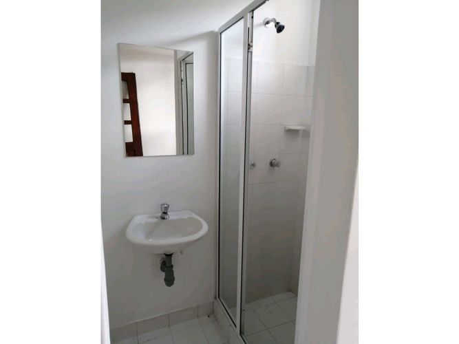 Apartamento en venta en El Campestre, Medellín · foto 5 de 18
