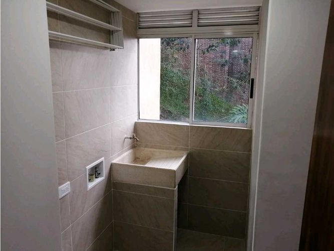 Apartamento en venta en El Campestre, Medellín · foto 6 de 18