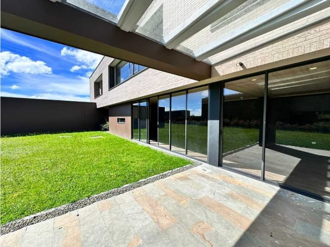 Casa de 4 alcobas en venta en Las Palmas, Envigado, 440 m² · foto 6 de 24