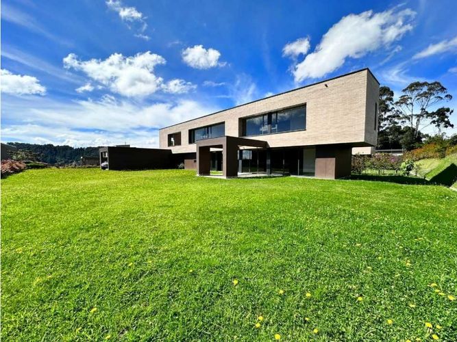Casa de 4 alcobas en venta en Las Palmas, Envigado, 440 m² · foto 7 de 24