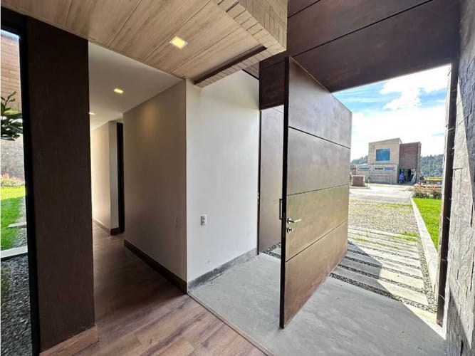 Casa de 4 alcobas en venta en Las Palmas, Envigado, 440 m² · foto 9 de 24