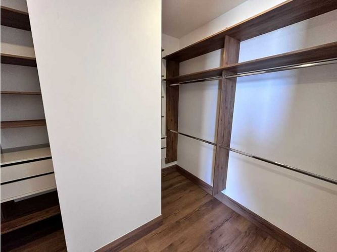 Casa de 4 alcobas en venta en Las Palmas, Envigado, 440 m² · foto 14 de 24