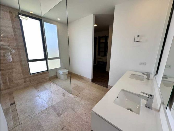 Casa de 4 alcobas en venta en Las Palmas, Envigado, 440 m² · foto 16 de 24