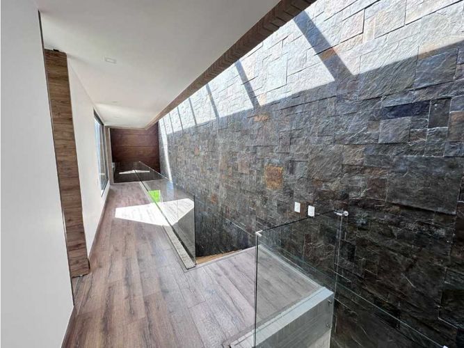 Casa de 4 alcobas en venta en Las Palmas, Envigado, 440 m² · foto 18 de 24