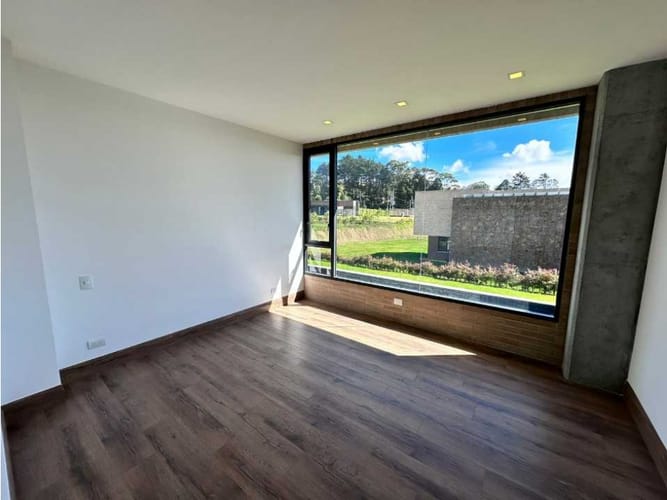 Casa de 4 alcobas en venta en Las Palmas, Envigado, 440 m² · foto 19 de 24