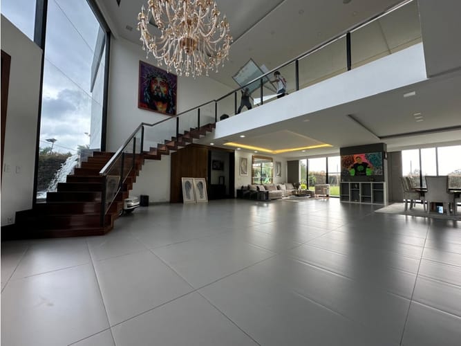 Casa de 5 alcobas en venta en Llano Grande, Rionegro, 667 m² · foto 14 de 24