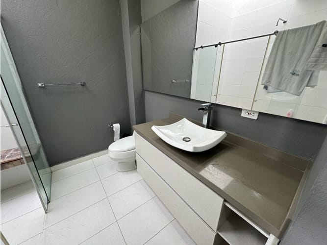 Casa de 5 alcobas en venta en Llano Grande, Rionegro, 667 m² · foto 15 de 24