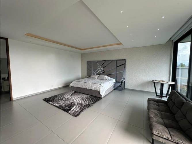 Casa de 5 alcobas en venta en Llano Grande, Rionegro, 667 m² · foto 20 de 24