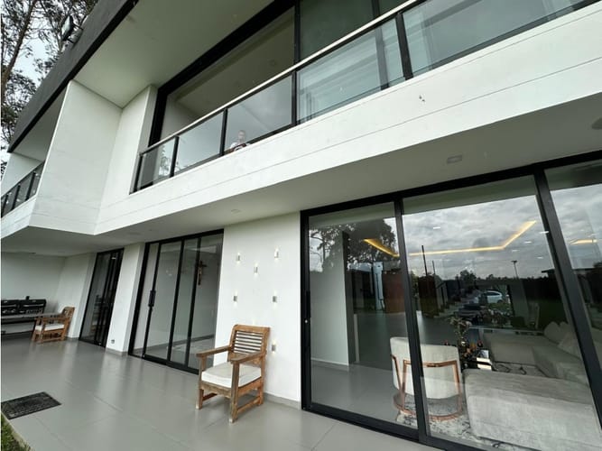 Casa de 5 alcobas en venta en Llano Grande, Rionegro, 667 m² · foto 22 de 24
