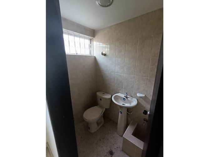 Edificio en venta en Santa Monica, Cali, 720 m² · foto 10 de 19