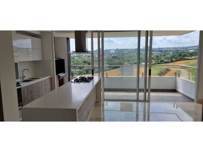 Apartamento de 3 alcobas en venta en Ciudad Jardin, Cali, 147 m² · foto 2 de 18