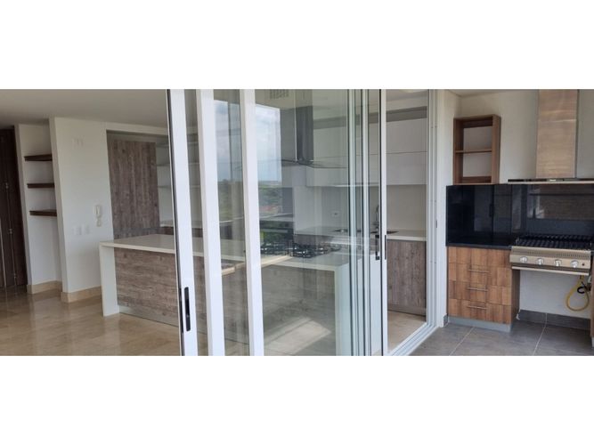 Apartamento de 3 alcobas en venta en Ciudad Jardin, Cali, 147 m² · foto 3 de 18