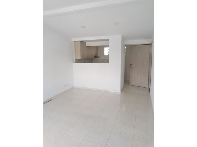 Edificio en venta en Mayapan Las Vegas, Cali, 689 m² · foto 14 de 22