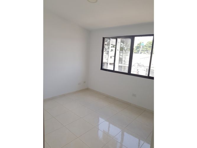 Edificio en venta en Mayapan Las Vegas, Cali, 689 m² · foto 17 de 22