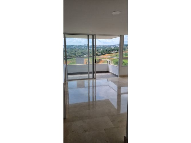 Apartamento de 3 alcobas en venta en Ciudad Jardin, Cali, 147 m² · foto 11 de 18