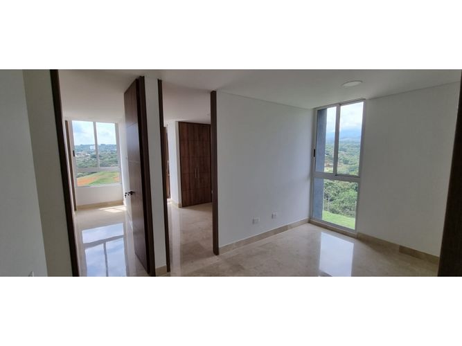 Apartamento de 3 alcobas en venta en Ciudad Jardin, Cali, 147 m² · foto 12 de 18