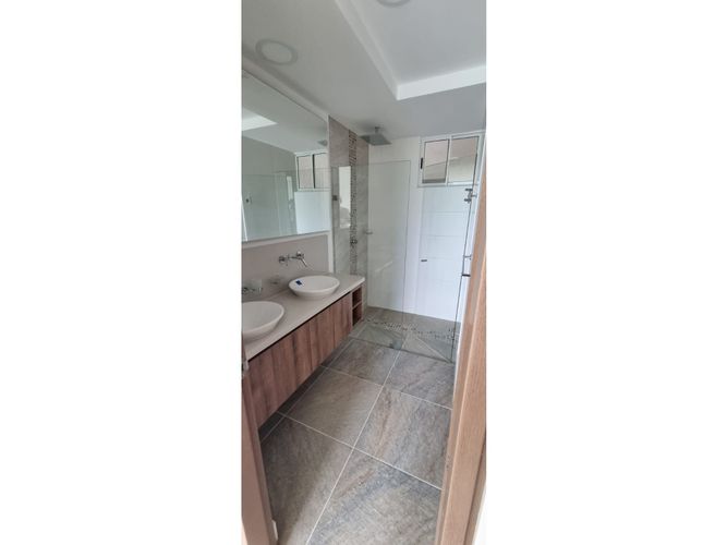 Apartamento de 3 alcobas en venta en Ciudad Jardin, Cali, 147 m² · foto 15 de 18