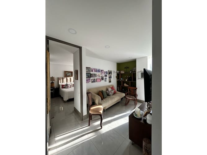 Apartamento de 3 alcobas en venta en Menga, Cali, 166 m² · foto 9 de 24