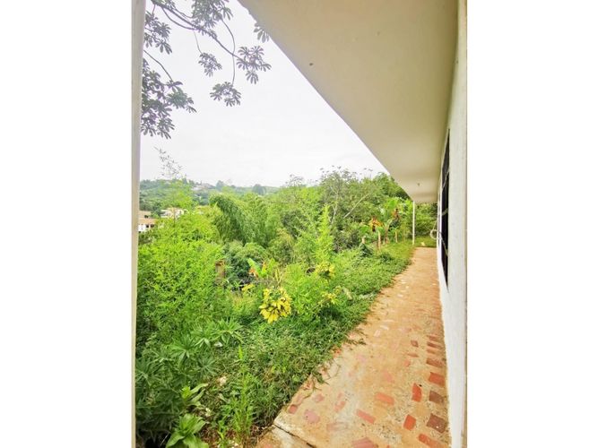 Casa de 7 alcobas en venta en La Reforma, Cali, 160 m² · foto 4 de 7