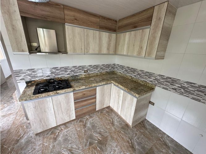 Casa de 4 alcobas en venta en Las Mercedes, Jamundí, 300 m² · foto 5 de 16