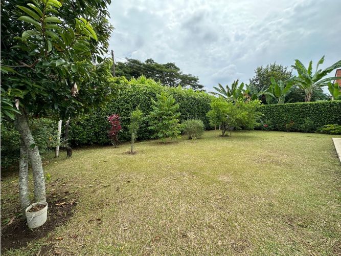 Casa de 4 alcobas en venta en Las Mercedes, Jamundí, 300 m² · foto 7 de 16