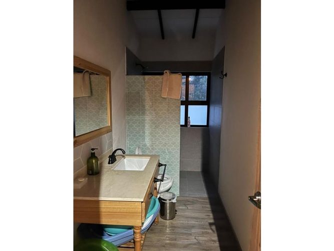 Casa de 5 alcobas en venta en Llano Grande, Rionegro, 430 m² · foto 13 de 24