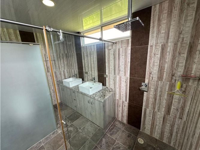 Casa de 4 alcobas en venta en Las Mercedes, Jamundí, 300 m² · foto 11 de 16