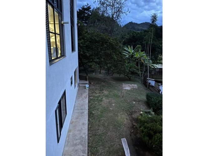 Casa de 5 alcobas en venta en Llano Grande, Rionegro, 430 m² · foto 21 de 24