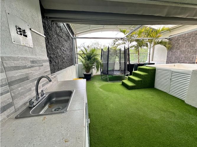 Casa de 3 alcobas en venta en Ciudad 2000, Cali, 170 m² · foto 3 de 24