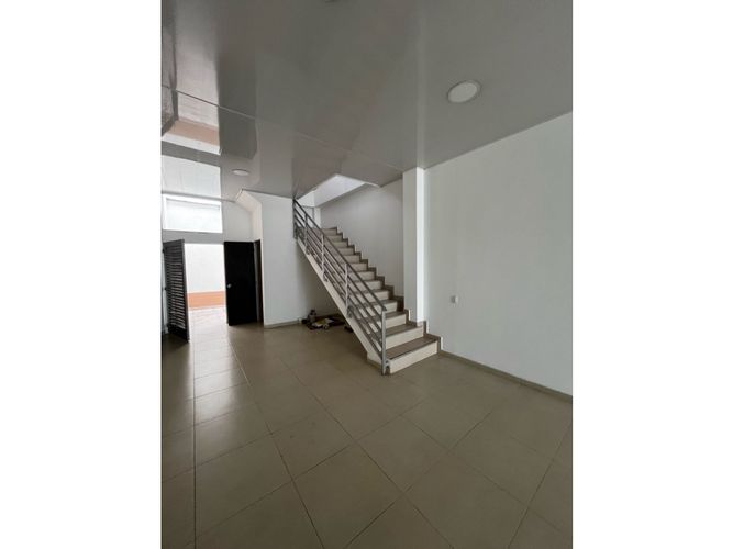 Local en arriendo en La Hacienda, Cali, 150 m² · foto 5 de 8