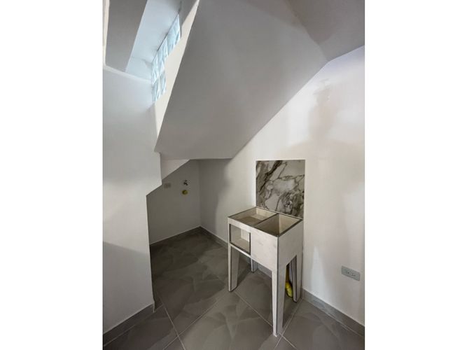 Casa de 4 alcobas en venta en Ub La Esperanza, Jamundí, 276 m² · foto 8 de 15