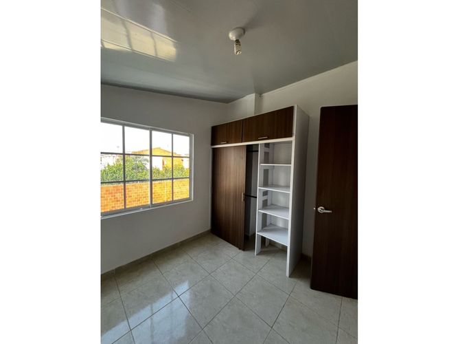 Casa de 4 alcobas en venta en Ub La Esperanza, Jamundí, 276 m² · foto 13 de 15