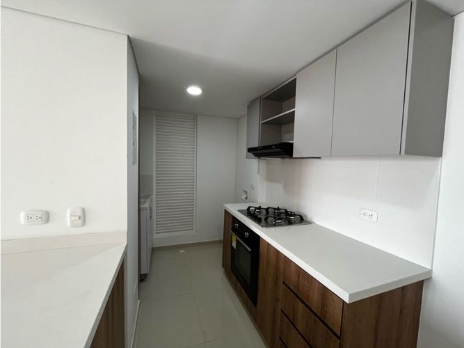 Apartamento de 3 alcobas en venta en Ciudad Pacífica, Cali, 75 m² · foto 3 de 13