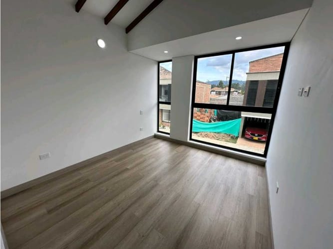 Casa de 3 alcobas en venta en La Ceja, 140 m² · foto 16 de 19