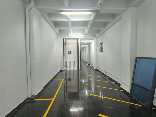 Bodega en arriendo en Trinidad, Medellín, 120 m² · foto 5 de 12