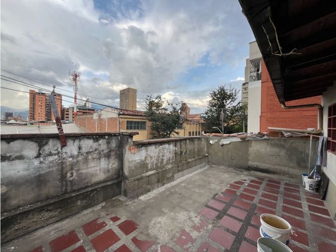 Casa de 3 alcobas en venta en Centro Administrativo, Medellín, 114 m² · foto 2 de 4