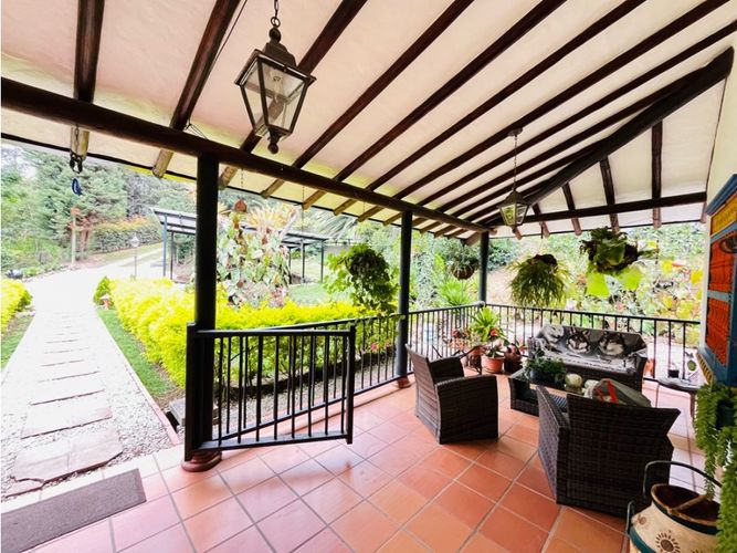 Casa de 3 alcobas en venta en Cuchillas De San Jose, Rionegro, 250 m² · foto 5 de 24