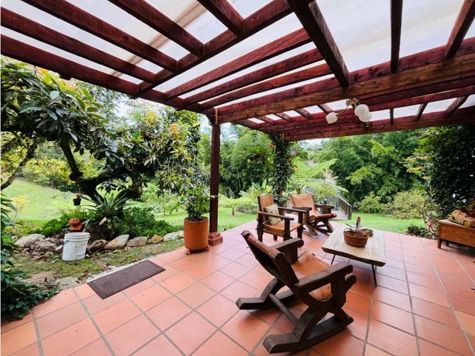 Casa de 3 alcobas en venta en Cuchillas De San Jose, Rionegro, 250 m² · foto 12 de 24
