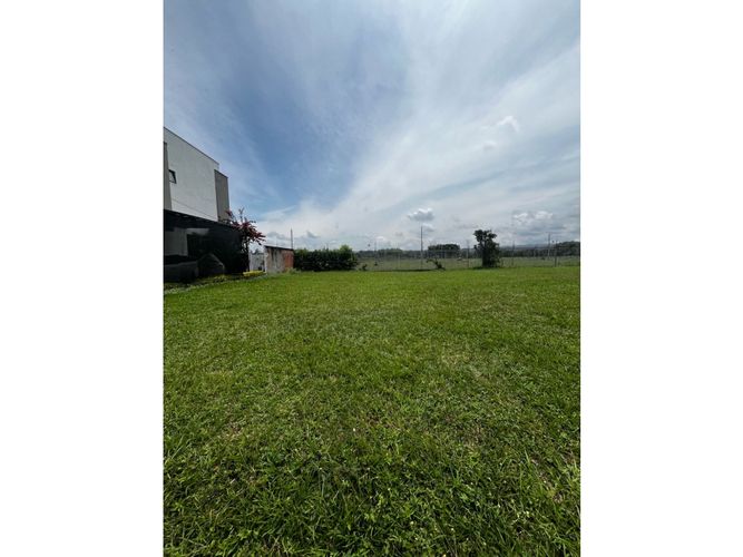Lote en venta en Las Mercedes, Jamundí, 225 m² · foto 3 de 3