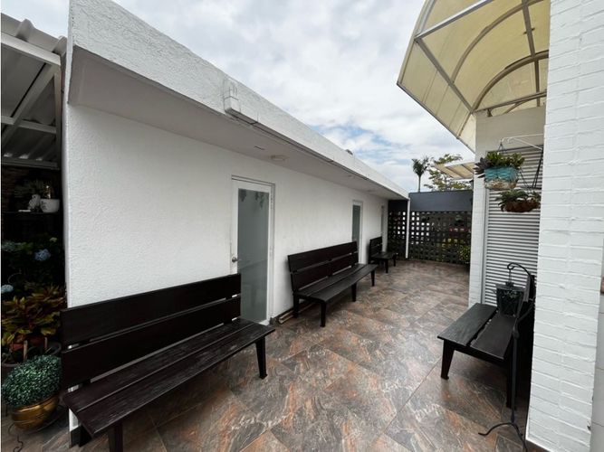 Casa de 4 alcobas en venta en El Castillo, Jamundí, 292 m² · foto 7 de 13