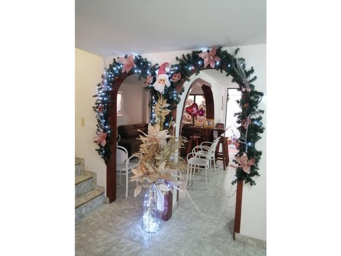 Casa de 4 alcobas en venta en Paseo De Los Almendros, Cali, 260 m² · foto 6 de 15