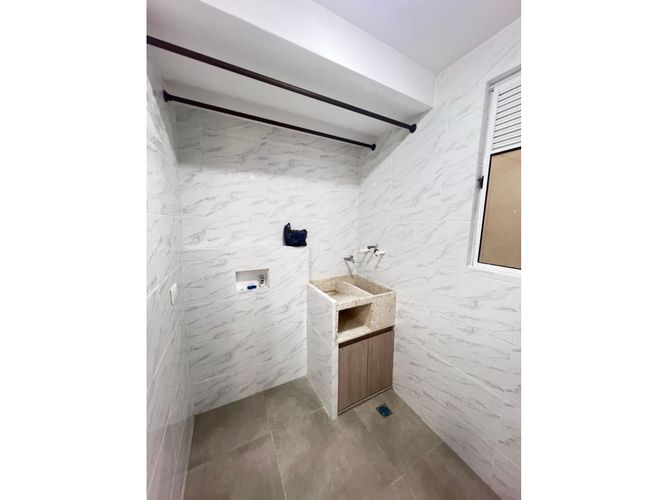 Apartamento de 2 alcobas en venta en Evaristo Sourdis, Cali, 57 m² · foto 3 de 10