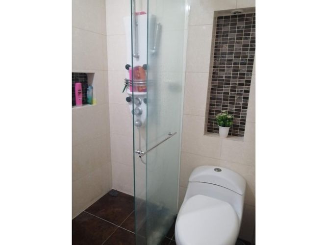 Casa de 4 alcobas en venta en Paseo De Los Almendros, Cali, 260 m² · foto 12 de 15