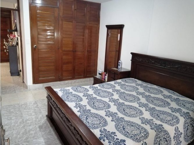 Casa de 4 alcobas en venta en Paseo De Los Almendros, Cali, 260 m² · foto 13 de 15