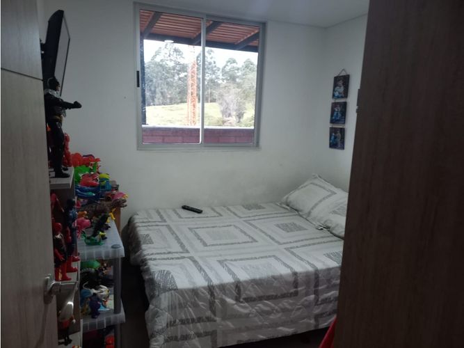 Apartamento de 3 alcobas en venta en Centro, La Estrella, 144 m² · foto 10 de 10