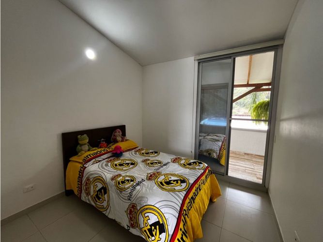 Casa de 4 alcobas en venta en Las Mercedes, Jamundí, 250 m² · foto 18 de 19